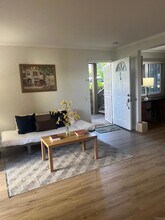 8512 Via Mallorca in San Diego, CA - Building Photo - Building Photo