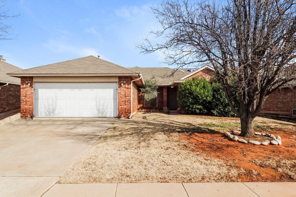 13312 Mayberry Pl in Oklahoma City, OK - Foto de edificio