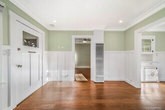 240 Ashland Ave in Santa Monica, CA - Foto de edificio - Building Photo