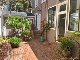 236 Clinton Park in San Francisco, CA - Building Photo