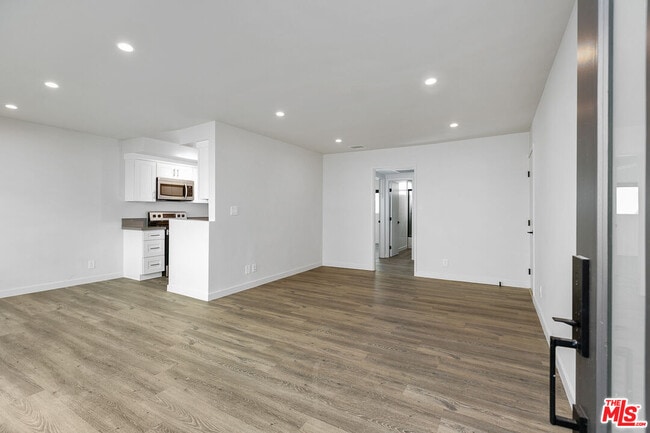 property at 3622 Keystone Av
