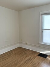 209 Oak St in Ypsilanti, MI - Building Photo - Building Photo