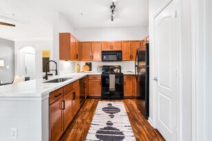 Grove at Sterling Ridge in The Woodlands, TX - Building Photo