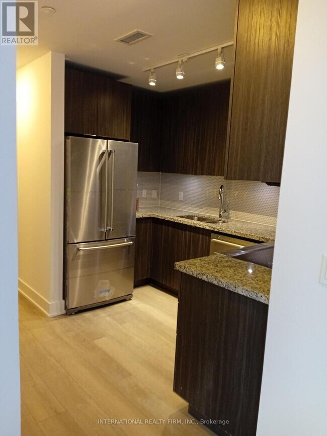 30 Shore Breeze Dr in Toronto, ON - Building Photo - Building Photo