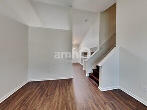 730 Rothrock Dr in Galloway, OH - Building Photo - Building Photo