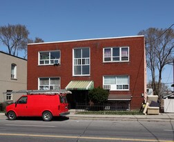 1061 Weston Rd in Toronto, ON - Building Photo