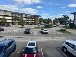 3001 NW 46th Ave in Lauderdale Lakes, FL - Building Photo - Building Photo