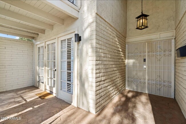 7802 E MacKenzie Dr in Scottsdale, AZ - Building Photo - Building Photo