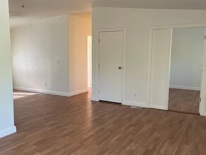 291 Las Tablas Rd in Templeton, CA - Building Photo - Building Photo