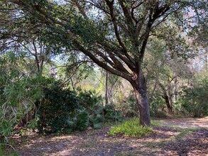 104 Apremont Ct in DeLand, FL - Building Photo - Building Photo