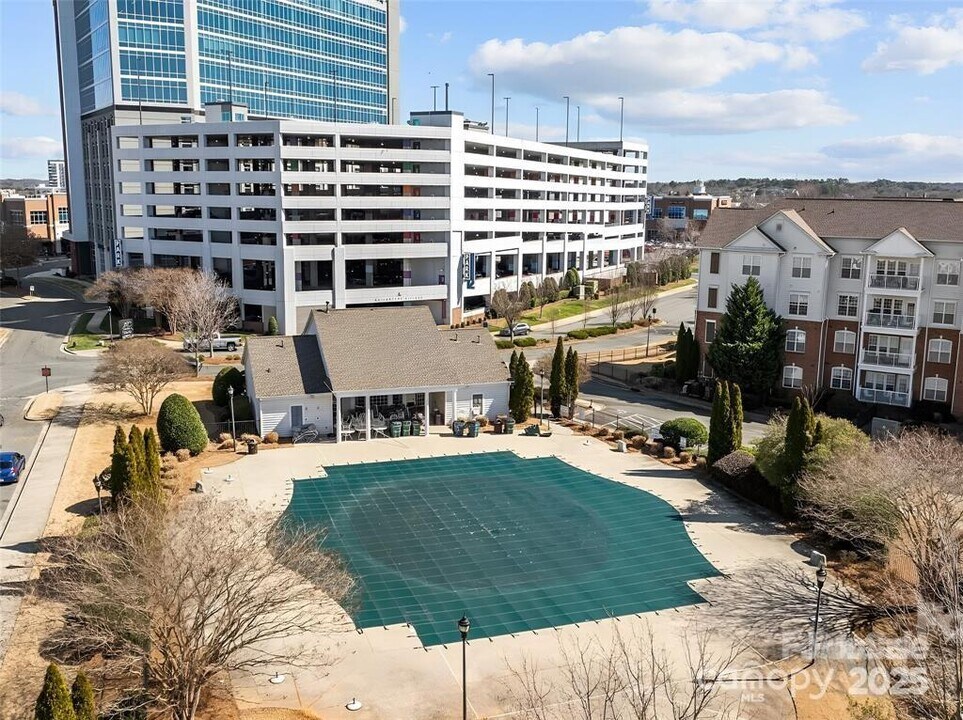 14853 Santa Lucia Dr in Charlotte, NC - Building Photo