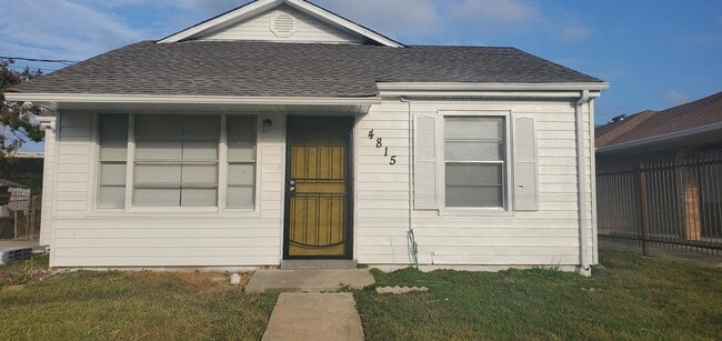property at 4815 Pauline Dr