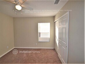 2404 Spring Hollow Loop in Wesley Chapel, FL - Foto de edificio - Building Photo