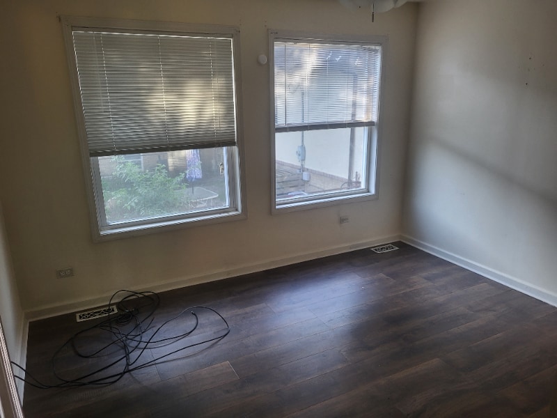 1811 Emerson St in Evanston, IL - Building Photo