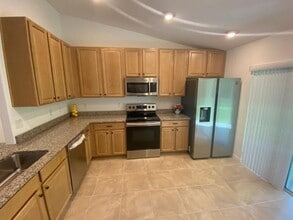 27 Pony Ln in Palm Coast, FL - Foto de edificio - Building Photo