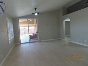 11525 W Cottontail Ct in Surprise, AZ - Building Photo - Building Photo