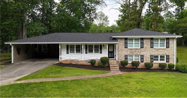property at 3925 Chicamauga Dr