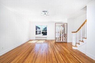 60-12 171st St in Queens, NY - Building Photo - Building Photo