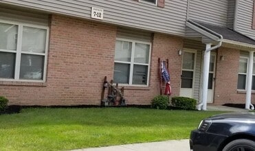 93 N 3rd St in Shelby, OH - Building Photo - Building Photo