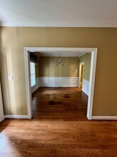 4905 Burnley Dr in Williamsburg, VA - Foto de edificio - Building Photo