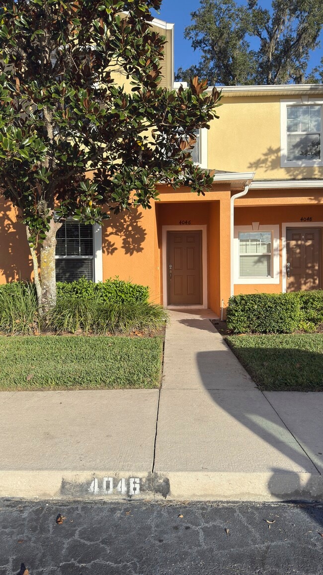 4046 Mountain Chestnut Way in Lakeland, FL - Foto de edificio - Building Photo