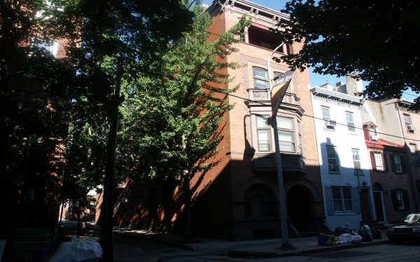 334 S 12th St in Philadelphia, PA - Building Photo - Building Photo