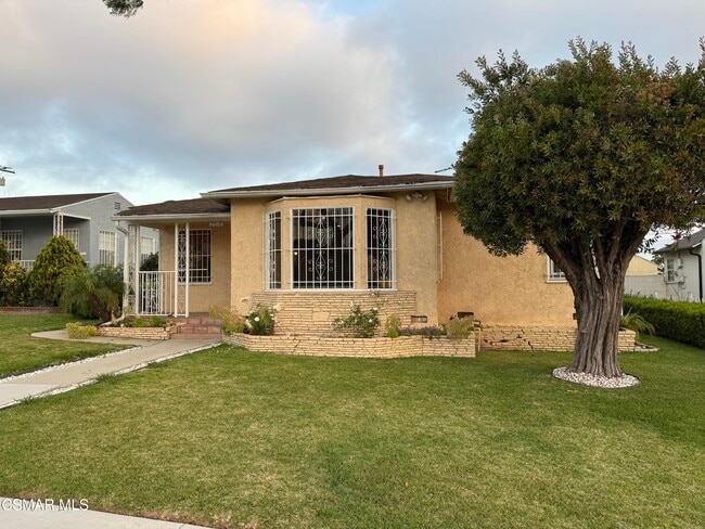 property at 2018 W 108th St
