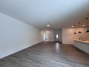 1223 Koltenborn Rd in North Port, FL - Building Photo - Building Photo