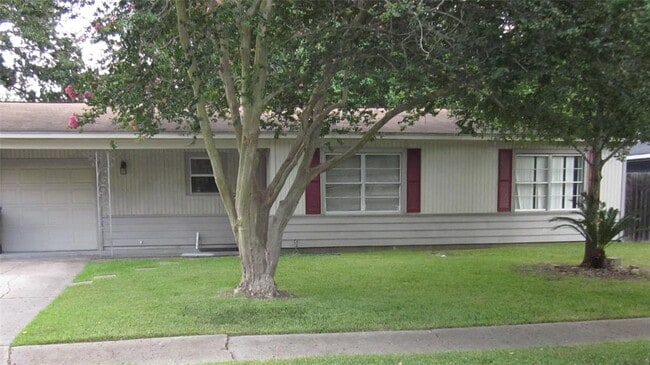 property at 1922 Restridge Dr
