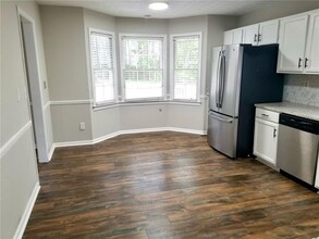 4006 Evelyn Dr in Powder Springs, GA - Building Photo - Building Photo