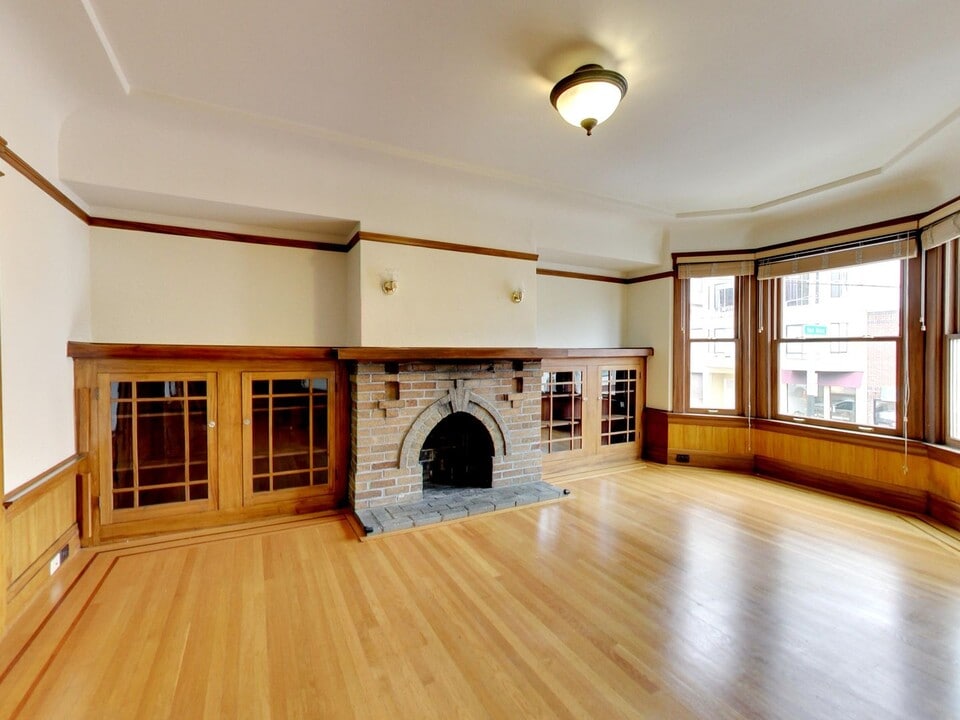 1344-1346-1346 Chestnut St in San Francisco, CA - Building Photo