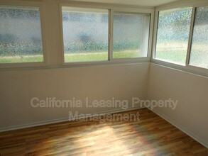 26751 Whispering Leaves Dr in Santa Clarita, CA - Building Photo - Building Photo