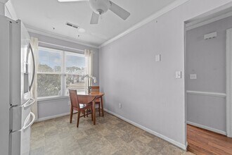 802 Nottaway Dr in Chesapeake, VA - Building Photo - Building Photo