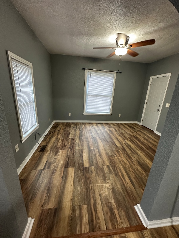 205 S Maple St in Paola, KS - Building Photo - Building Photo