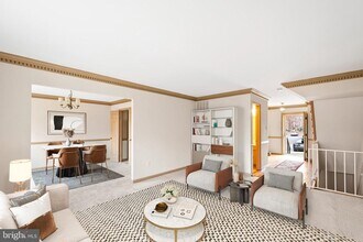 9518 Hunt Square Ct in Springfield, VA - Building Photo - Building Photo