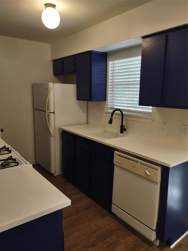 5405 Brompton Cir in Austin, TX - Building Photo - Building Photo