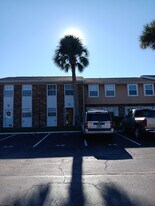 2200 S Palmetto Ave, Unit #A3 and #D4 in South Daytona, FL - Building Photo