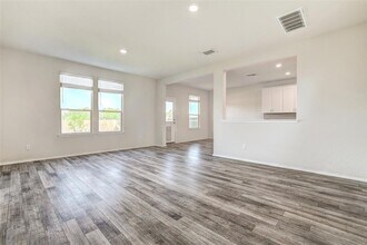 141 Prairie Falcon Wy in Leander, TX - Building Photo - Building Photo