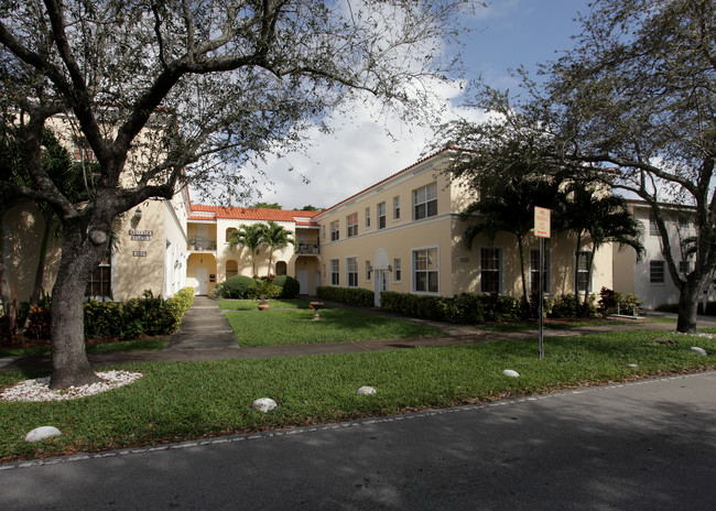 Mayfair House in Coral Gables, FL - Foto de edificio - Building Photo