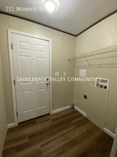 211 Monroe St in Rawlins, WY - Building Photo - Building Photo