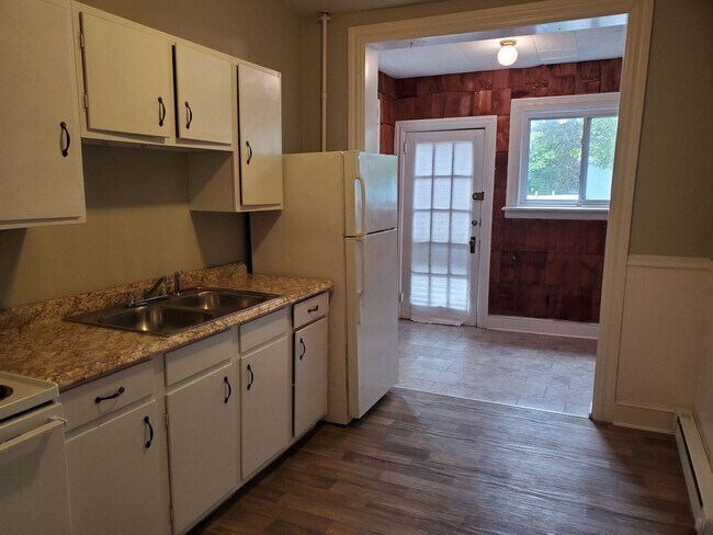 310 W James St in Lancaster, PA - Building Photo - Building Photo