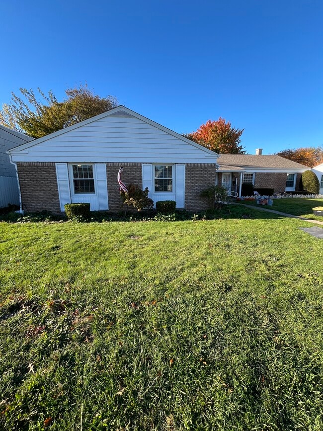 4052 W Lake Rd, Unit 4054