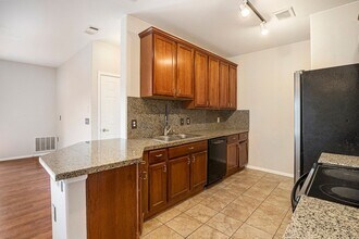 2705 S Danube Way in Aurora, CO - Building Photo - Building Photo