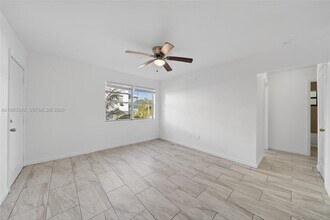 36 NE 64th Terrace in Miami, FL - Building Photo - Building Photo