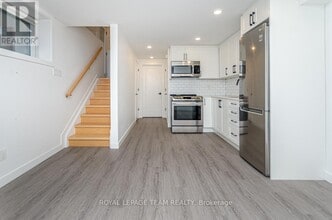 123 Carruthers Ave in Ottawa, ON - Building Photo - Building Photo