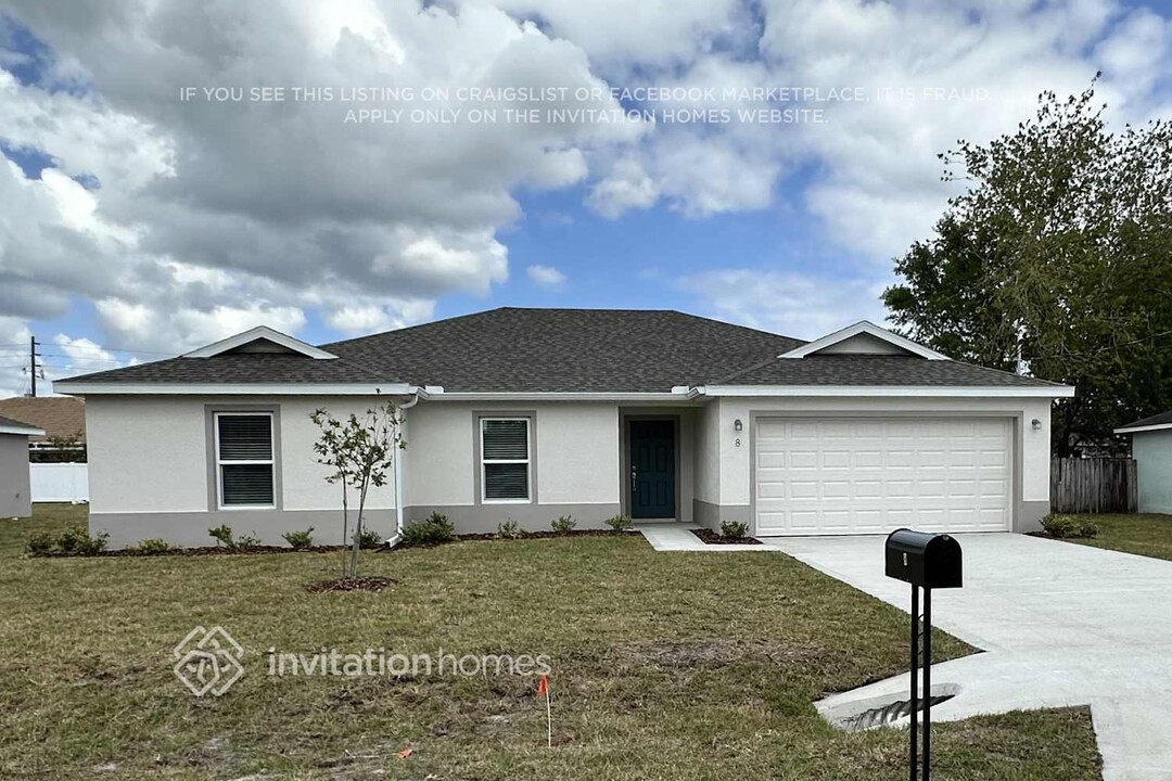8 Princess Ruth Ln in Palm Coast, FL - Building Photo