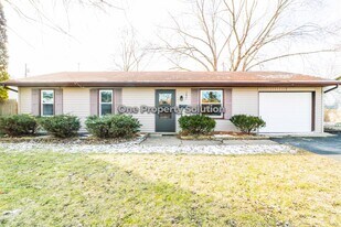 1637 E 33rd Ave in Hobart, IN - Building Photo