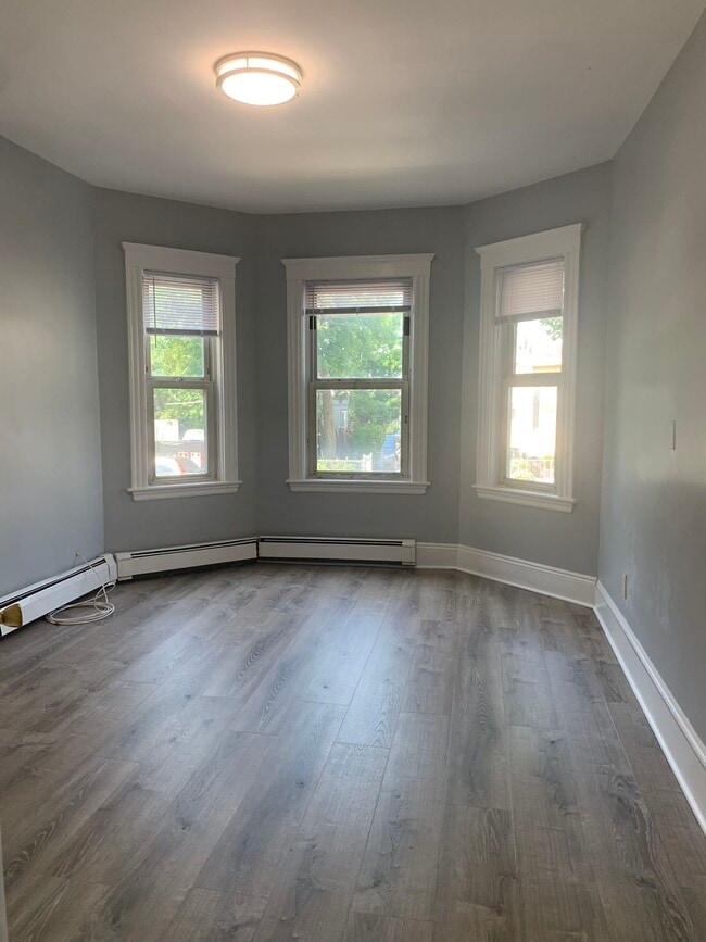 146 Spencer St, Unit 1