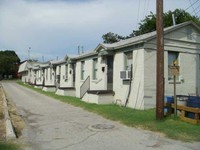 6704 NW 38th St in Bethany, OK - Foto de edificio - Building Photo