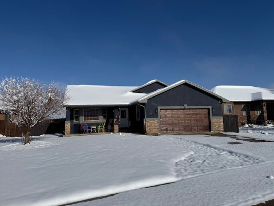 5912 Polly Ct in Pueblo, CO - Building Photo